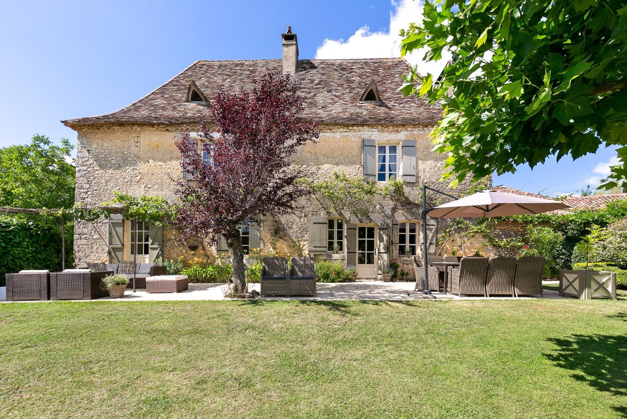 La Maison Louverie Pontours Экстерьер фото