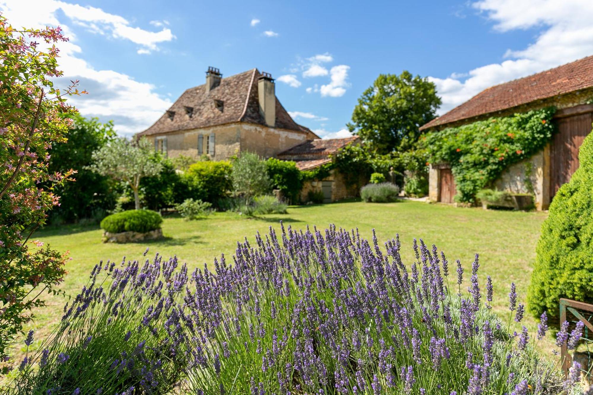 La Maison Louverie Pontours Экстерьер фото